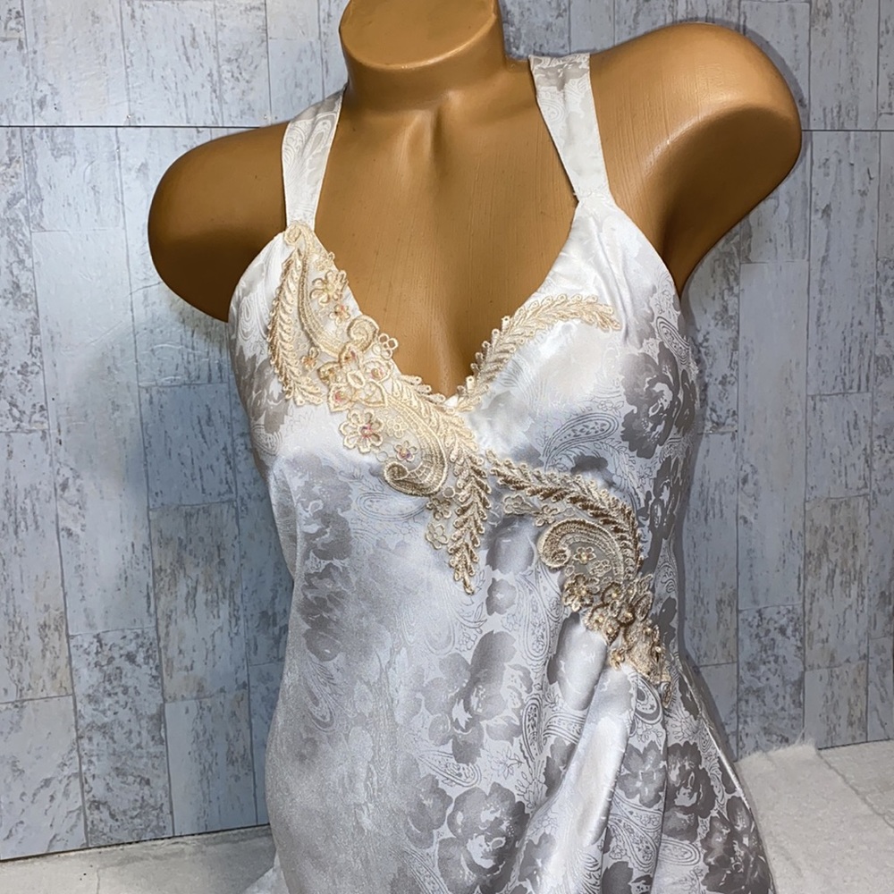 Vintage Chemise or Full dress slip Victoria’s Secret Gold Label size Medium #04 - Picture 8 of 15